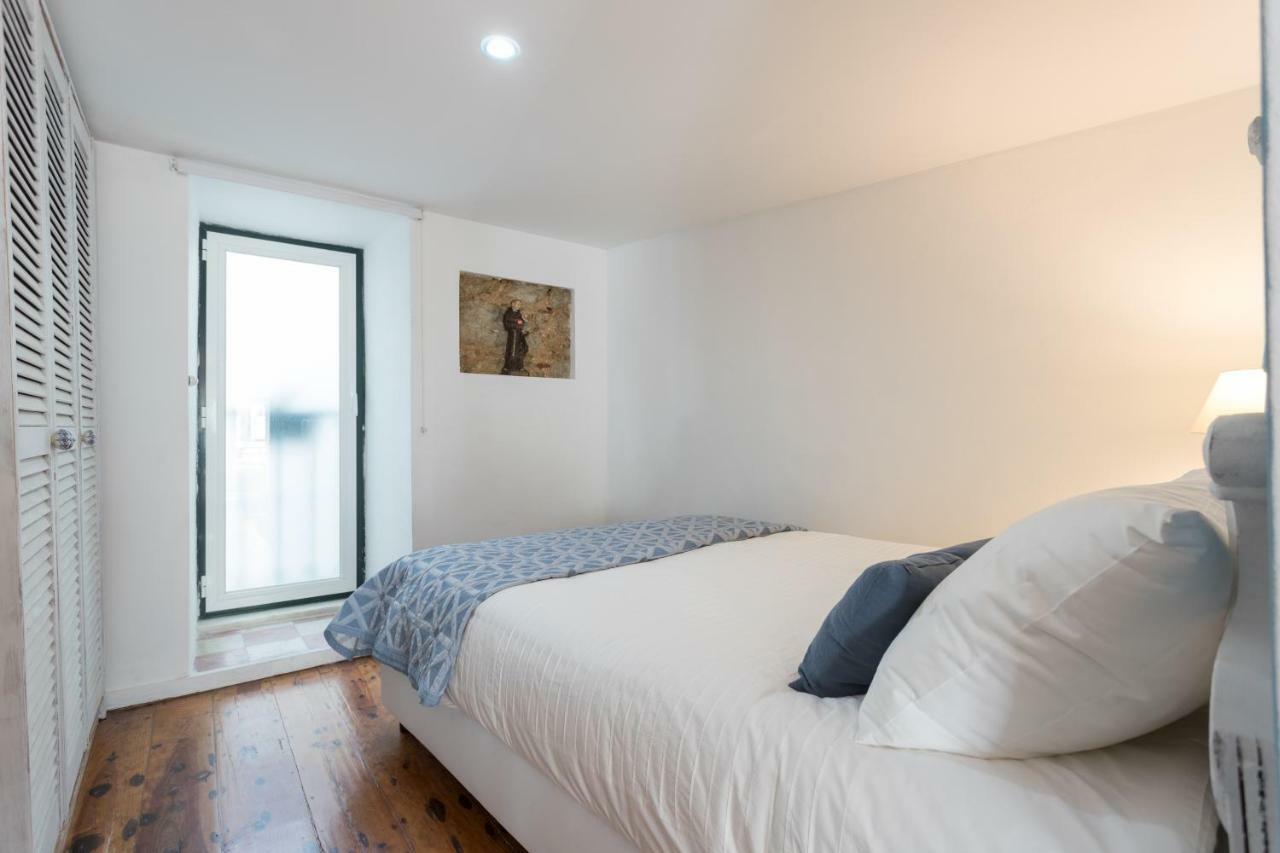 ליסבון Charming Apartment Travessa Do Alcaide מראה חיצוני תמונה